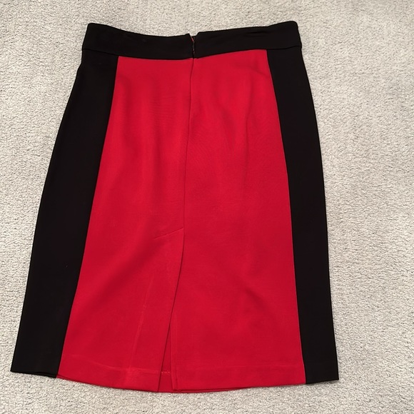 Cynthia Rowley midi skirt. Size 6 - Picture 2 of 5